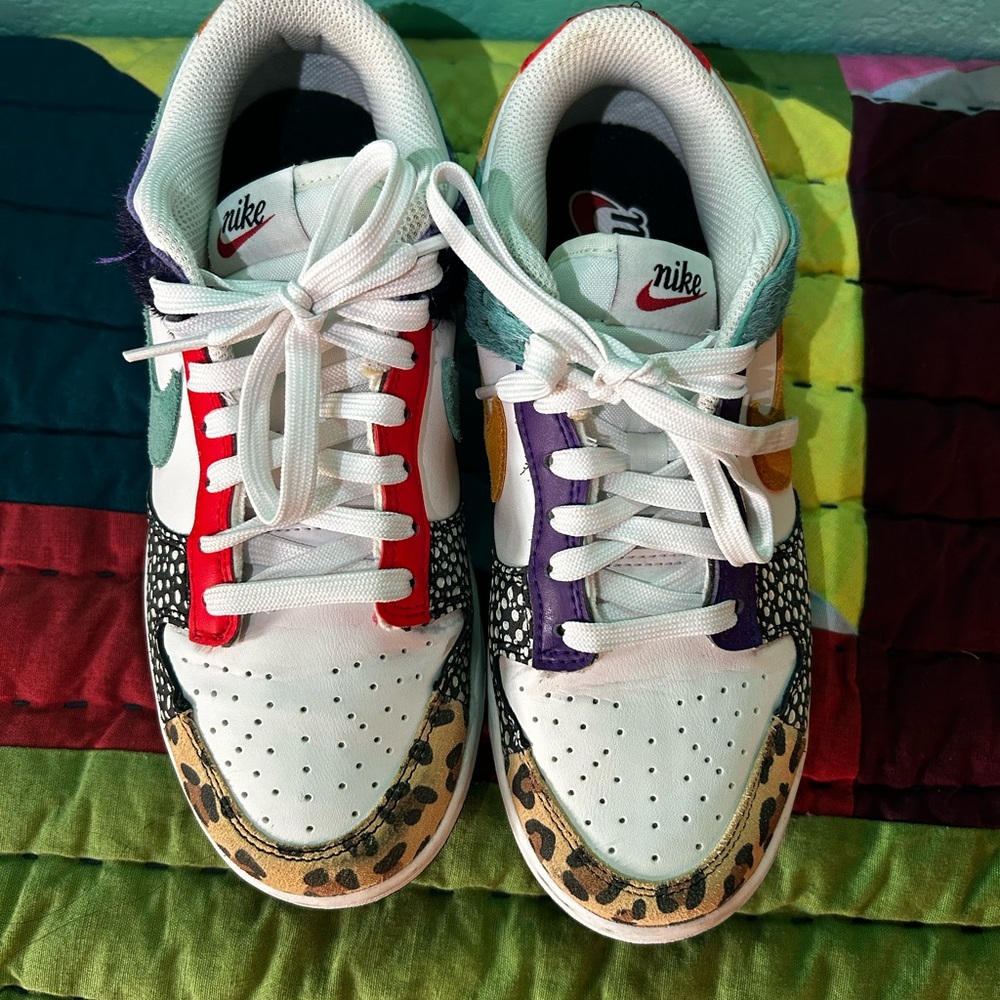 Women’s Dunk Low Nike safari mix size 6.5 - Picture 3 of 9